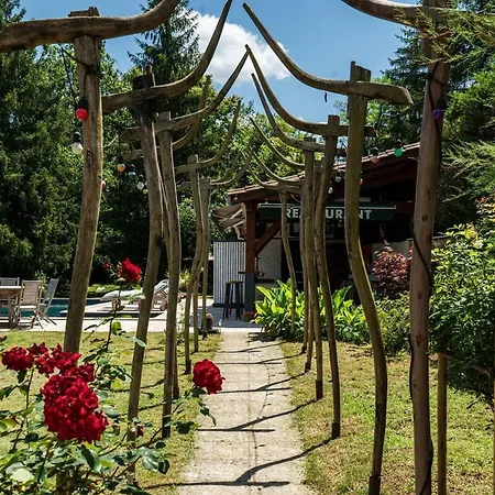 Holiday home Appel D'air Authentique Longere Renovee *