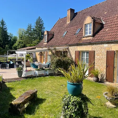 Holiday home Appel D'air Authentique Longere Renovee Meyrals