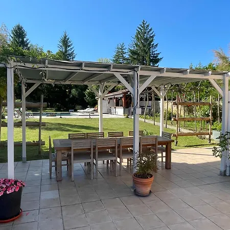 Semesterbostad Appel D'air Authentique Longere Renovee